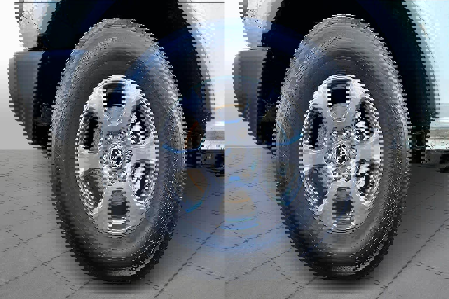 Used 2024 Ford Bronco Big Bend image 11