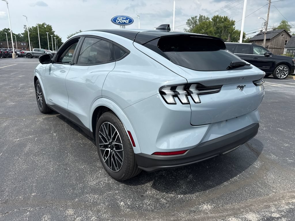 Used 2025 Ford Mustang Mach-E Premium AWD/4WD image 9