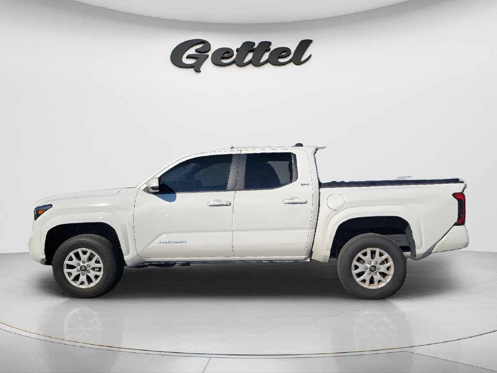 Used 2024 Toyota Tacoma SR5 RWD image 4