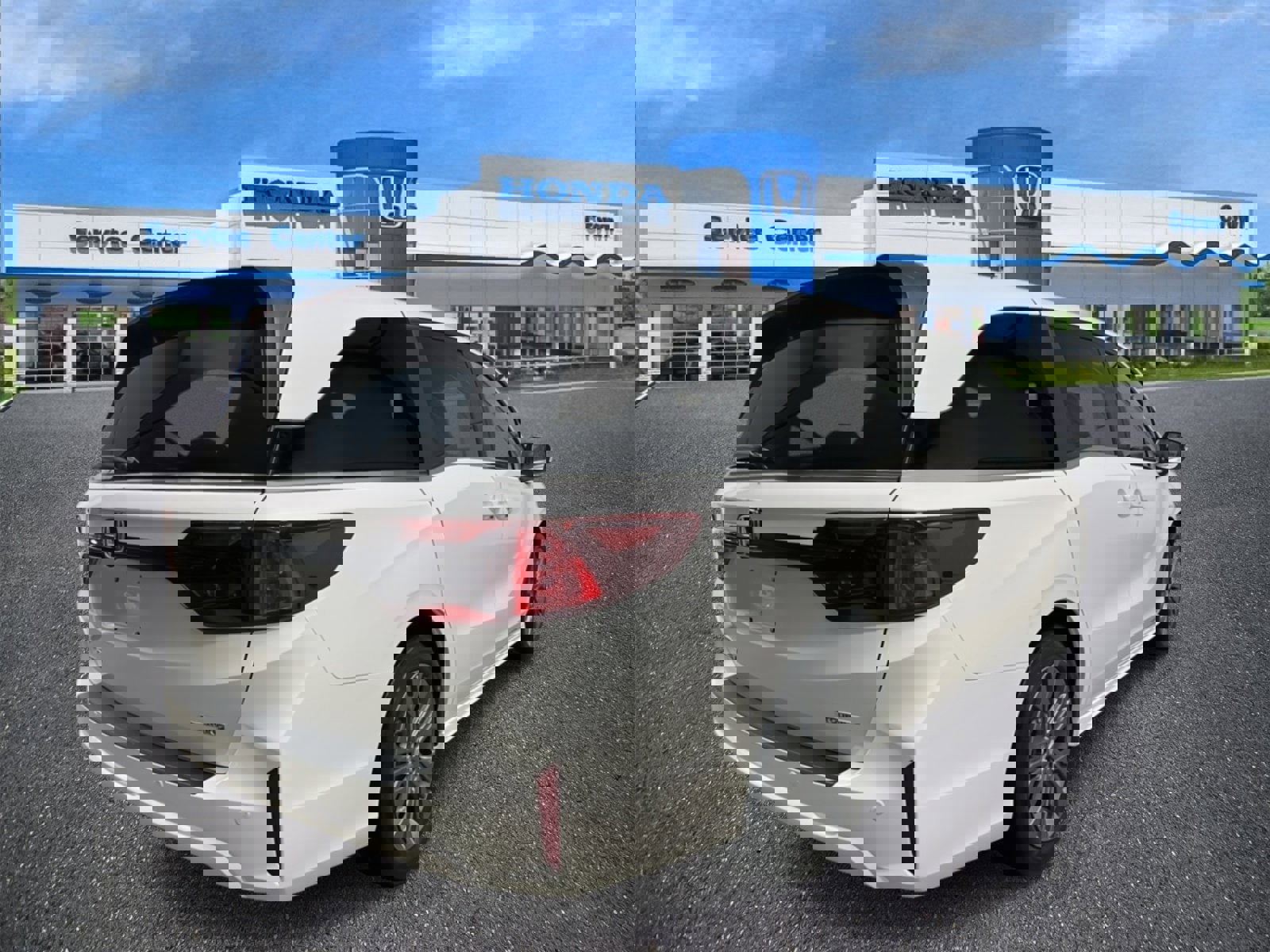 New 2026 Honda Odyssey Touring image 5