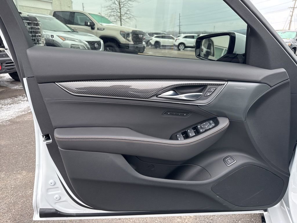 Used 2026 Cadillac CT5 V w/ Technology Package image 10