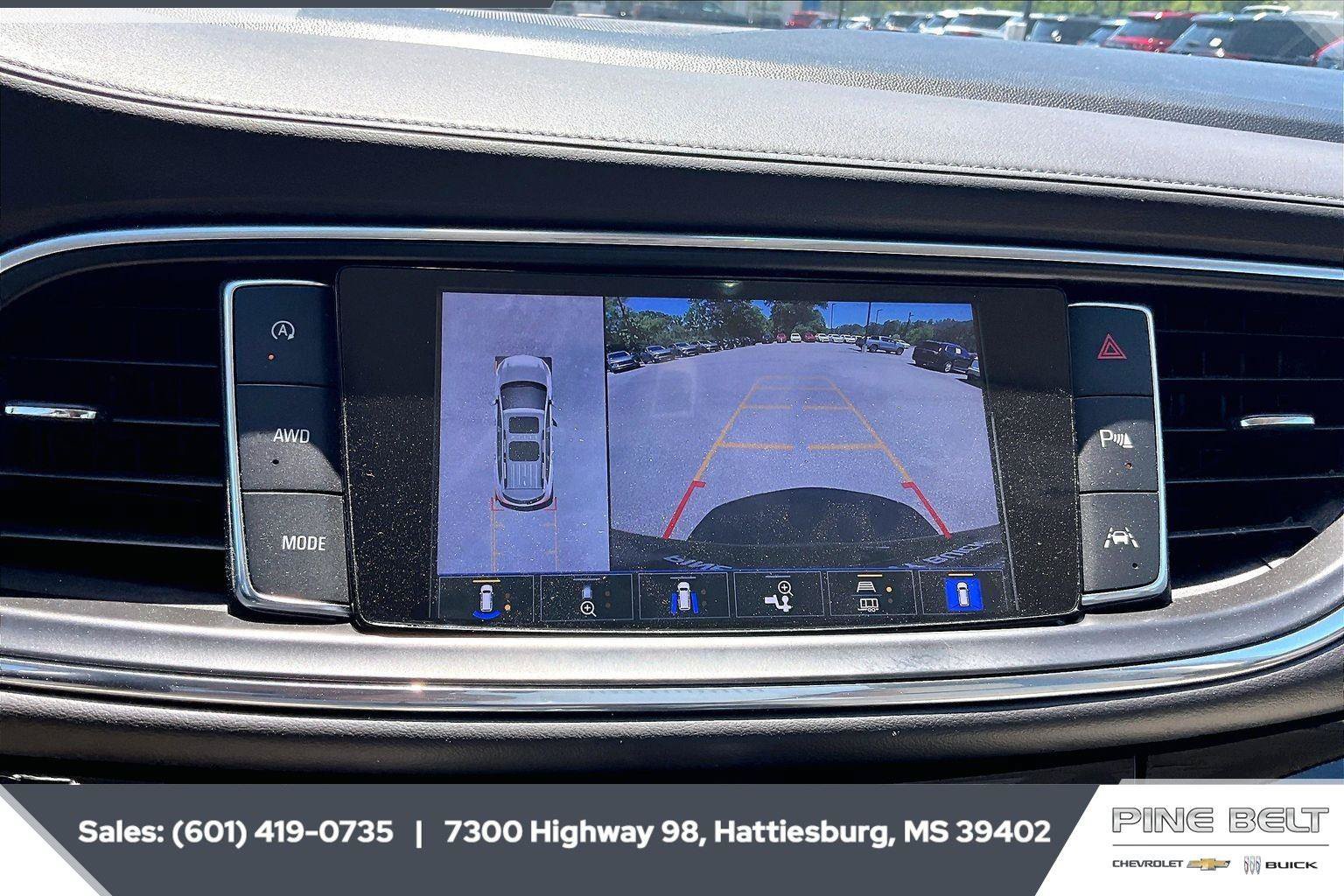 Used 2023 Buick Enclave Avenir w/ Avenir Technology Package AWD/4WD image 17