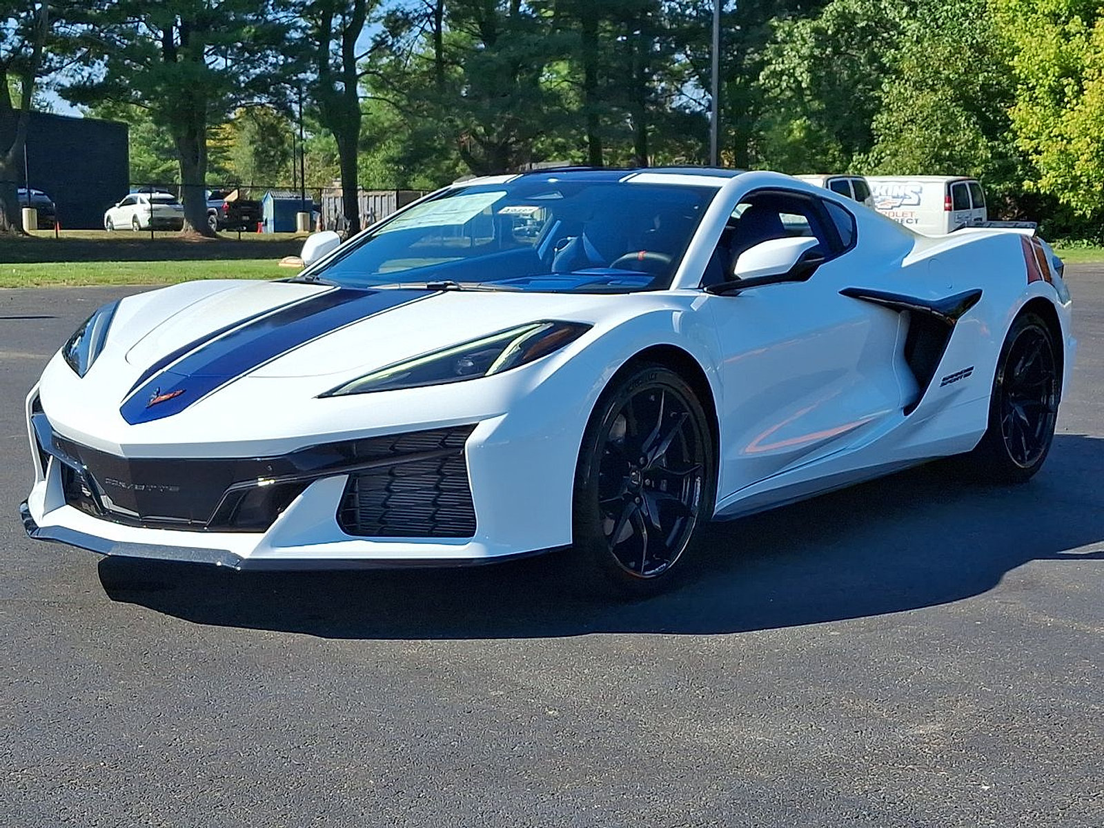New 2027 Chevrolet Corvette Grand Sport w/ Z52 Sport Performance Package RWD image 10