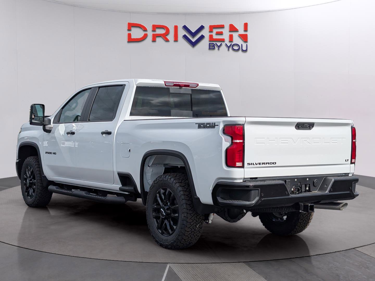 New 2026 Chevrolet Silverado 2500 LT image 3