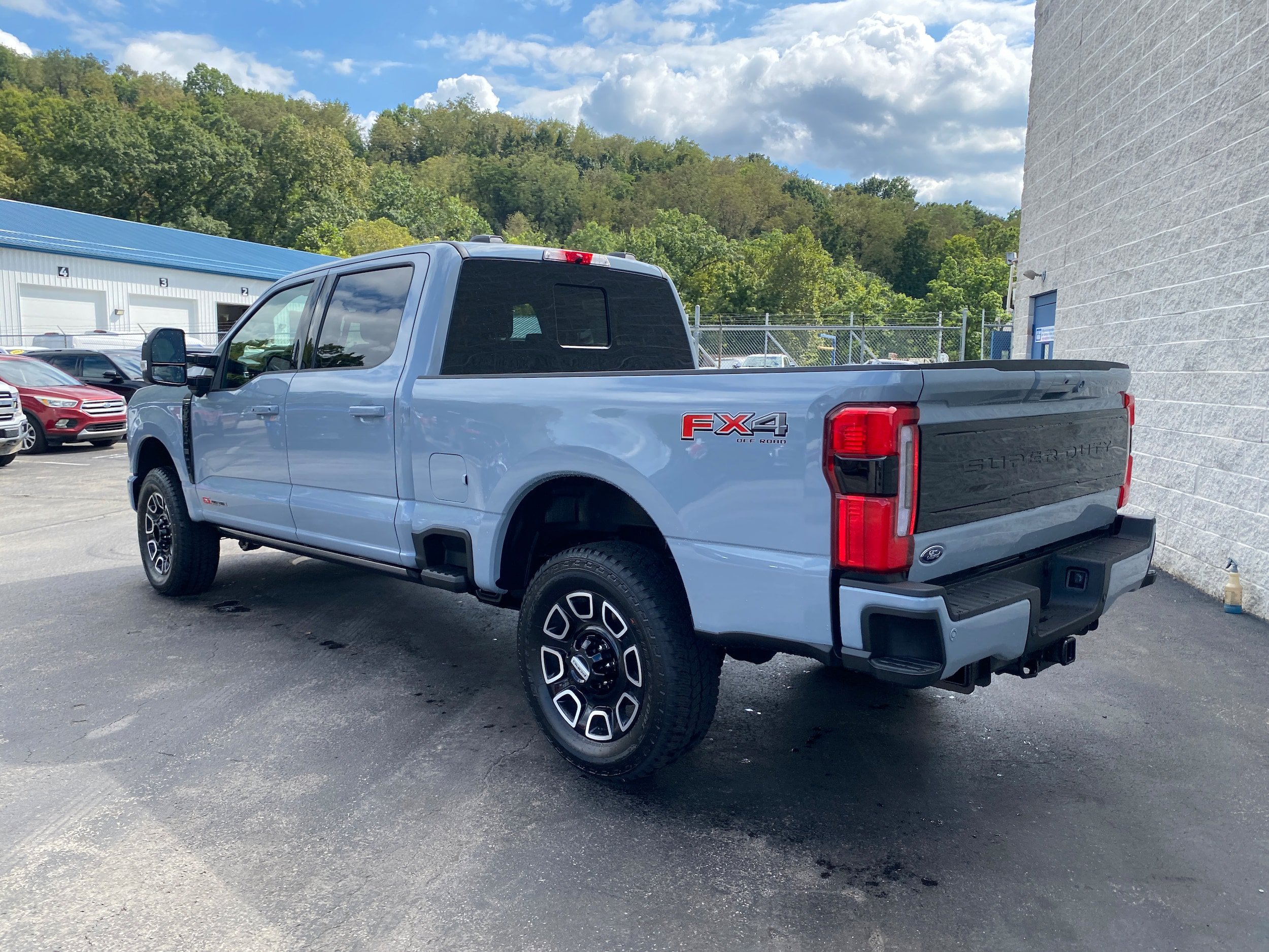 New 2026 Ford F350 Platinum w/ FX4 Off-Road Package AWD/4WD image 7