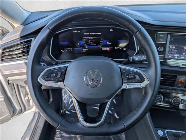 Used 2024 Volkswagen Jetta SE image 13