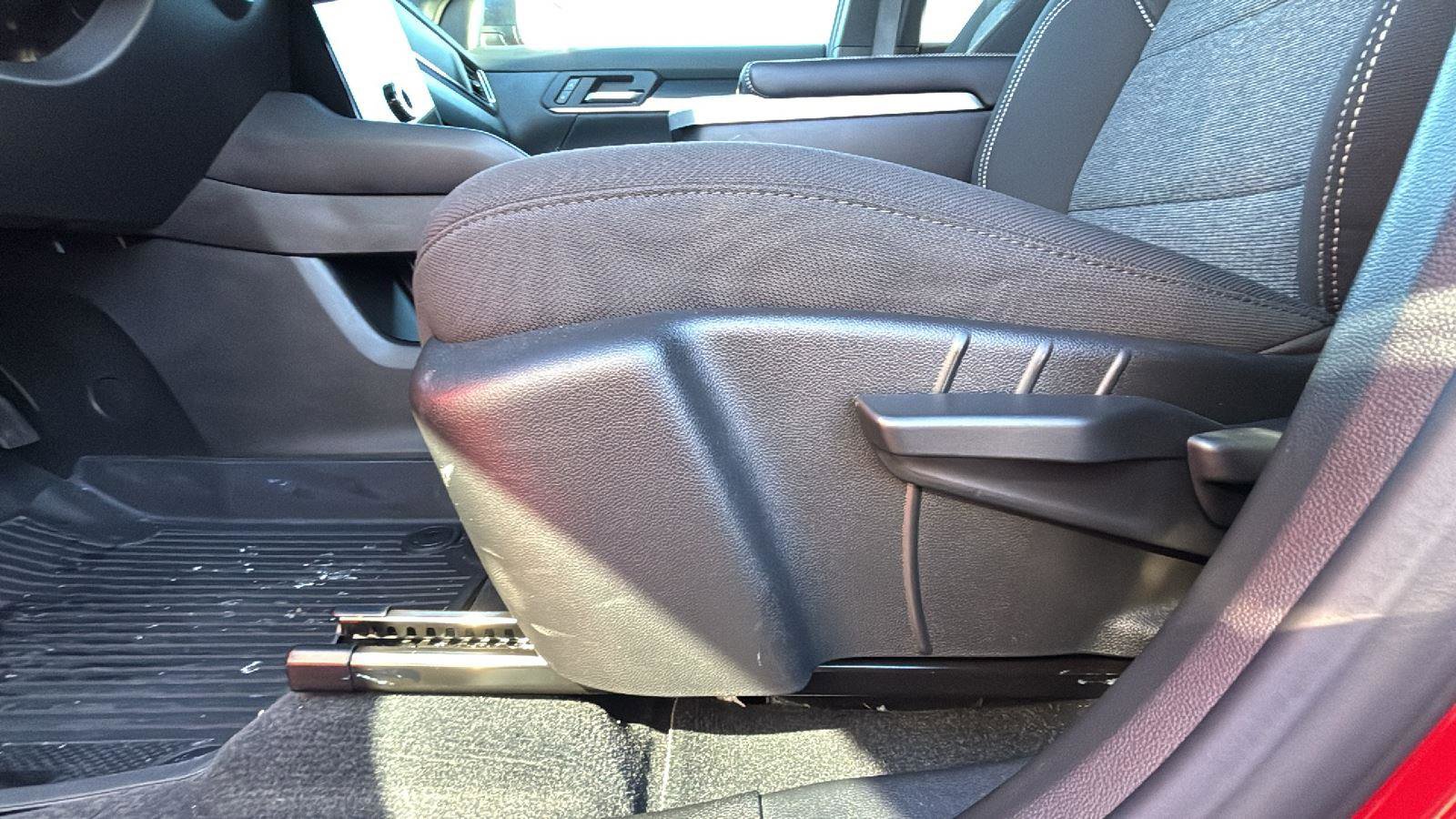 New 2026 GMC Terrain Elevation w/ LPO, Floor Liner Package image 22