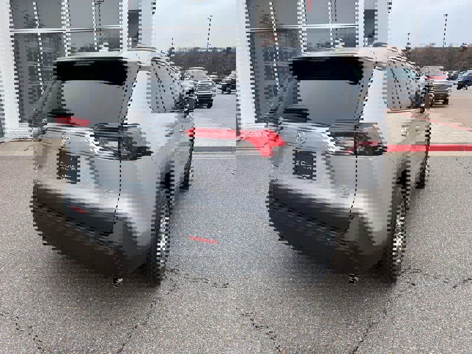 Used 2023 Toyota RAV4 XLE w/ Convenience Package image 11