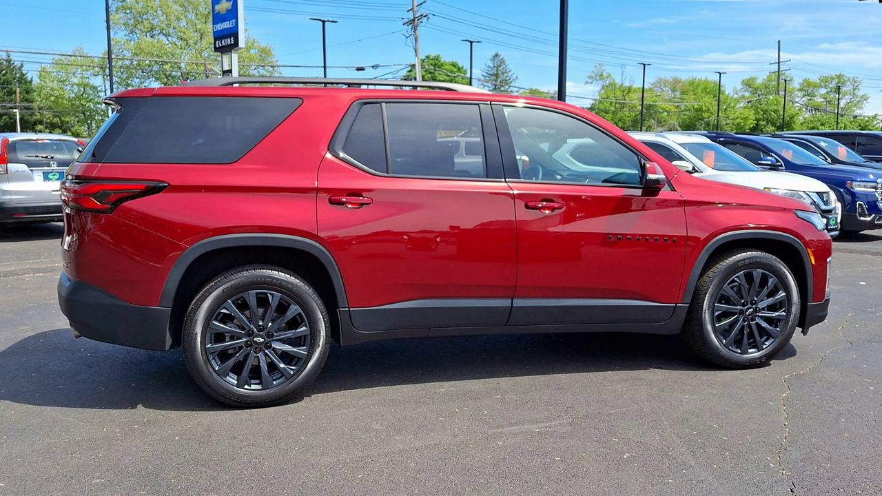 Certified 2023 Chevrolet Traverse RS w/ LPO, Floor Liner Package AWD/4WD image 3
