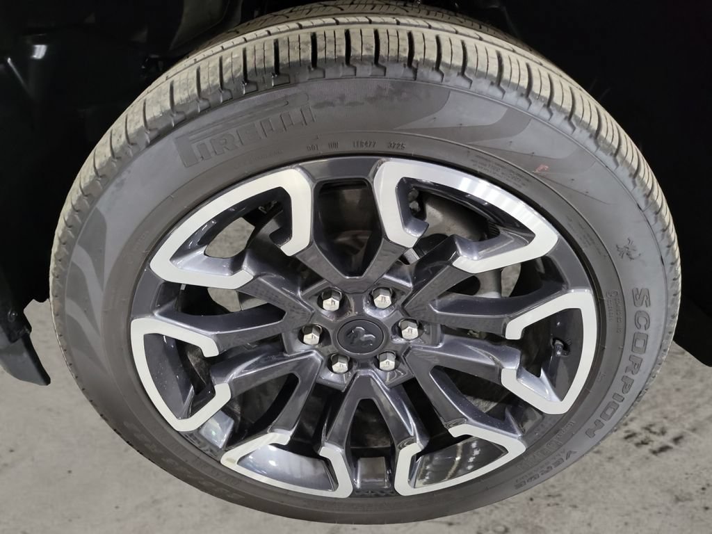 Used 2026 RAM 1500 Limited AWD/4WD image 10