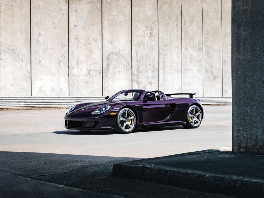 Used 2005 Porsche Carrera GT RWD image 1