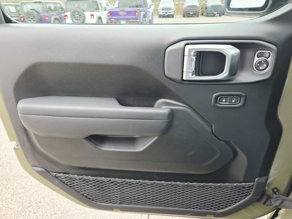 New 2026 Jeep Gladiator Willys image 31