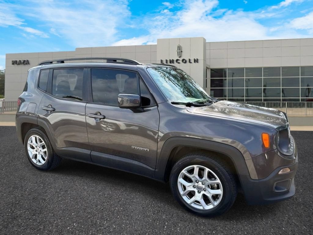 Used 2018 Jeep Renegade Latitude w/ Popular Equipment Group FWD image 1