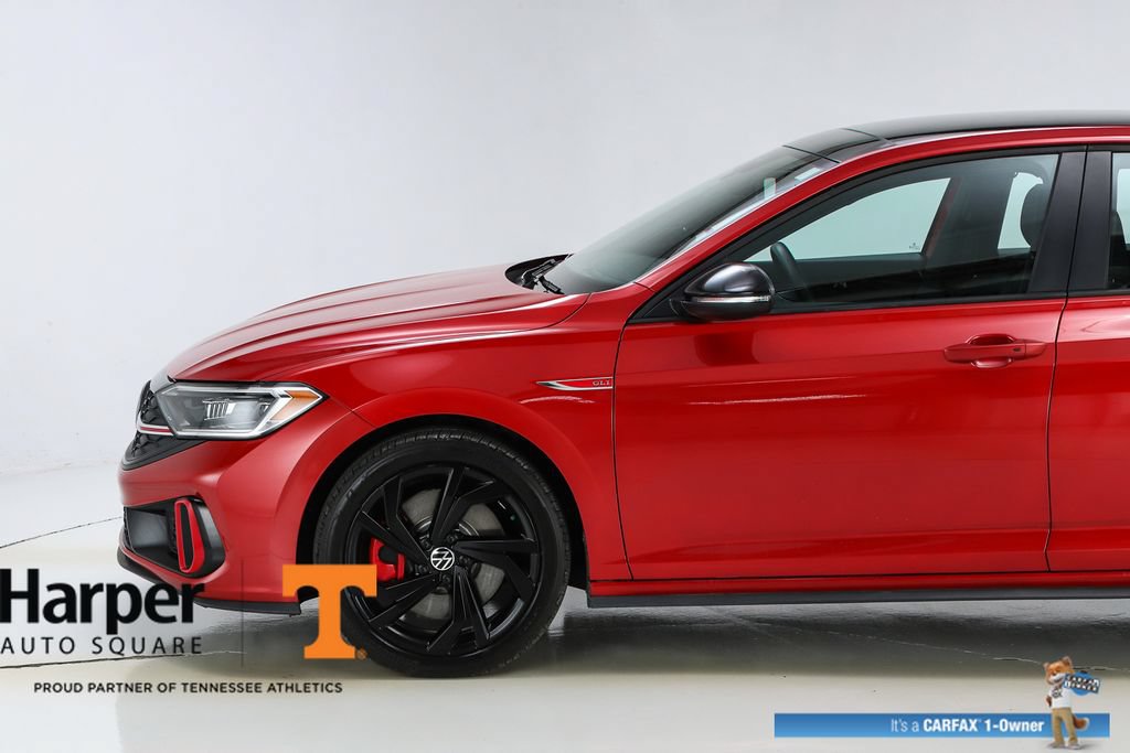 Used 2023 Volkswagen Jetta GLI Autobahn FWD image 3