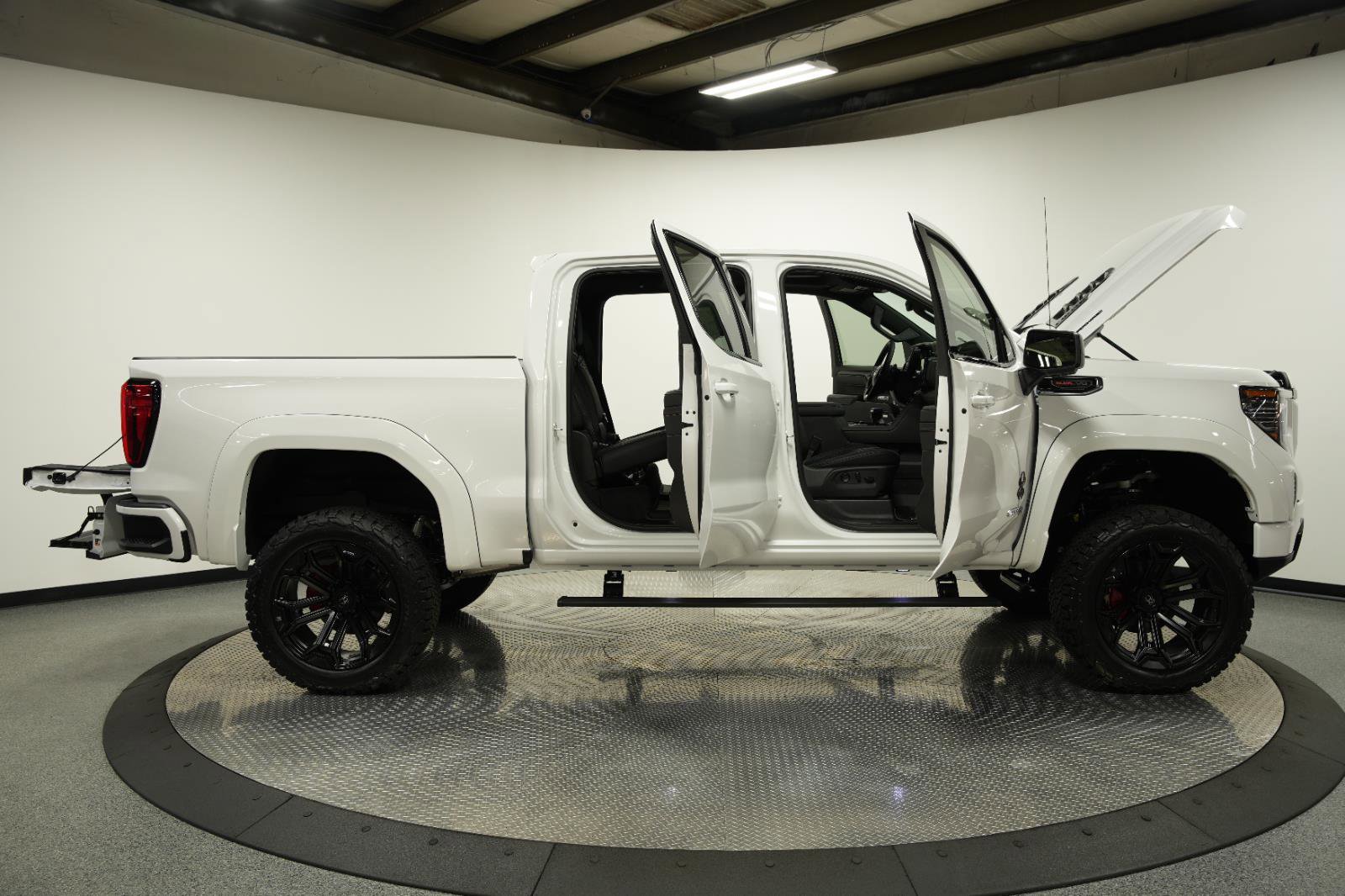 New 2025 GMC Sierra 1500 AT4 w/ AT4 Premium Package image 15