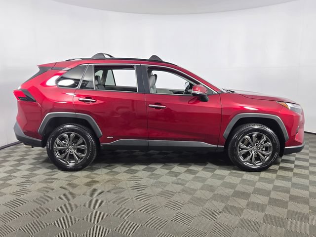 Used 2022 Toyota RAV4 Limited AWD/4WD image 11