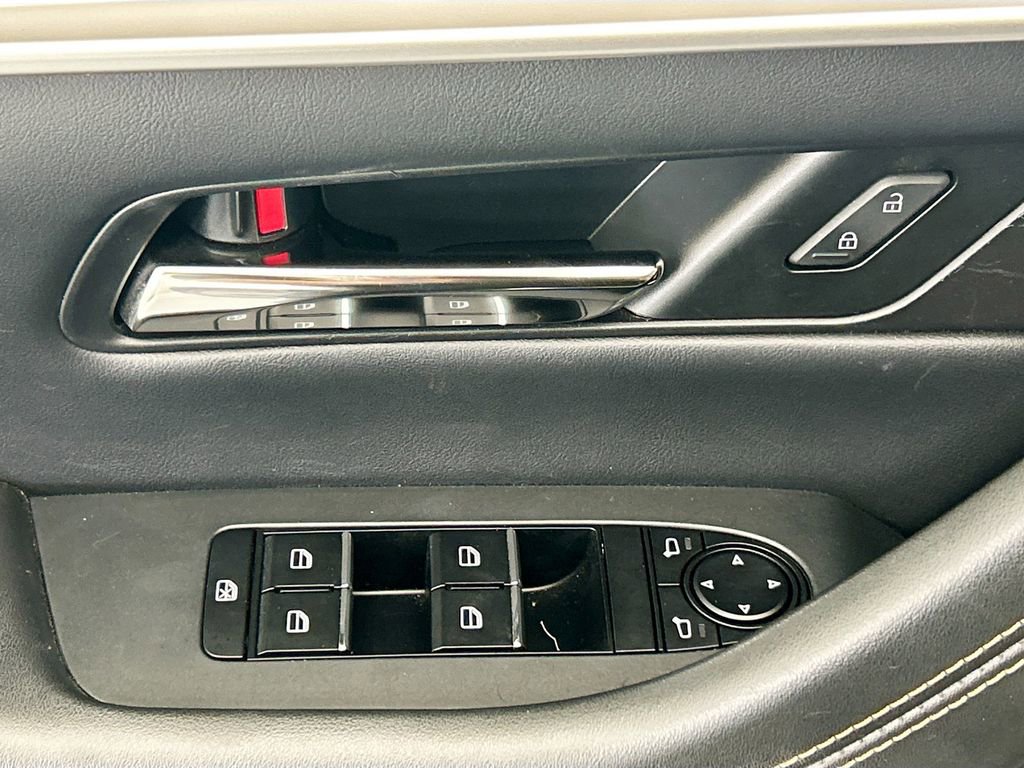 Used 2025 MAZDA CX-90 3.3 Turbo w/ Preferred Package AWD/4WD image 21