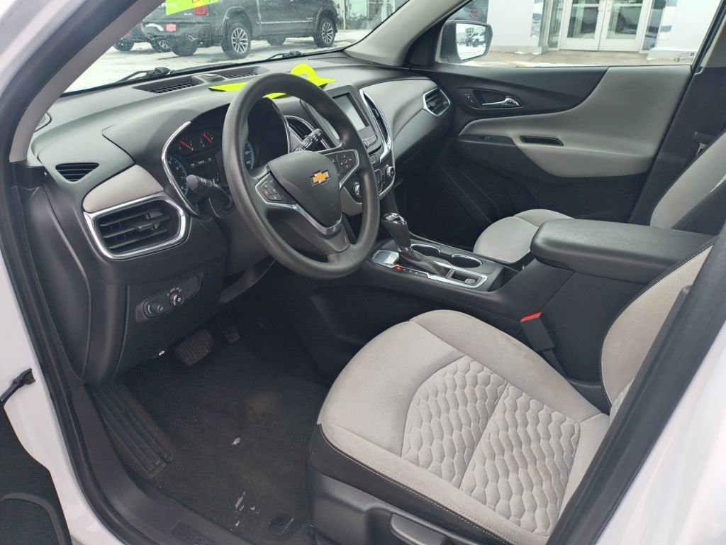 Used 2018 Chevrolet Equinox LS image 9