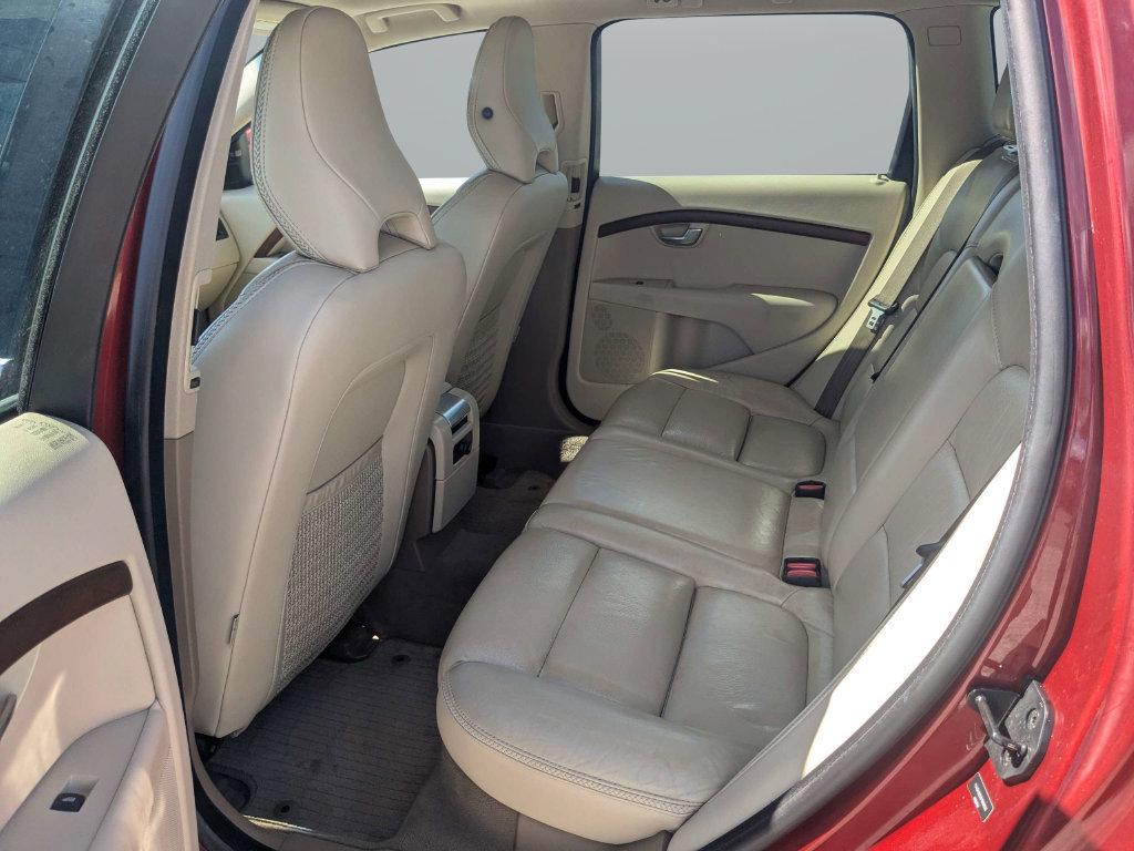 Used 2011 Volvo XC70 3.2 AWD/4WD image 17