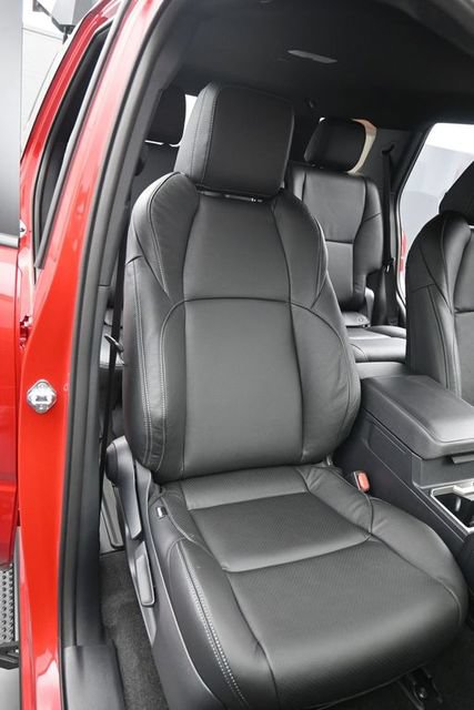 New 2026 Toyota 4Runner SR5 AWD/4WD image 14