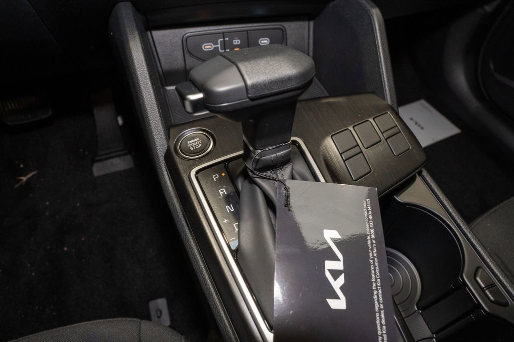 New 2026 Kia Sportage LX image 16
