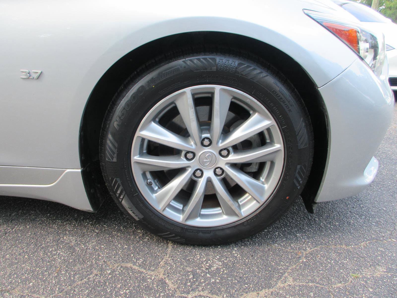Used 2014 INFINITI Q50 RWD image 23