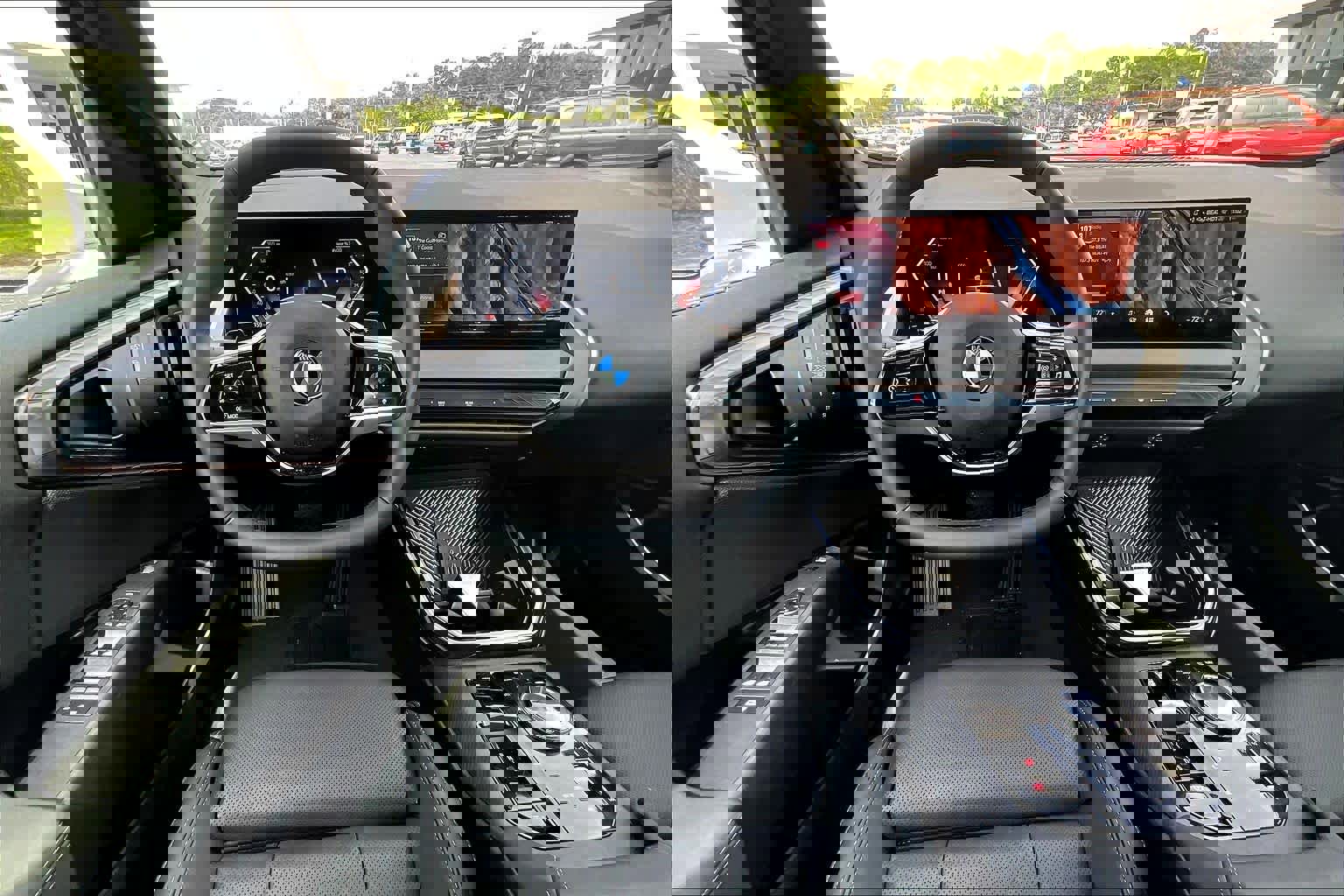 Used 2025 BMW X3 xDrive30i image 5