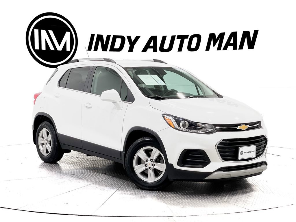 Used 2020 Chevrolet Trax LT w/ Driver Confidence Package image 2