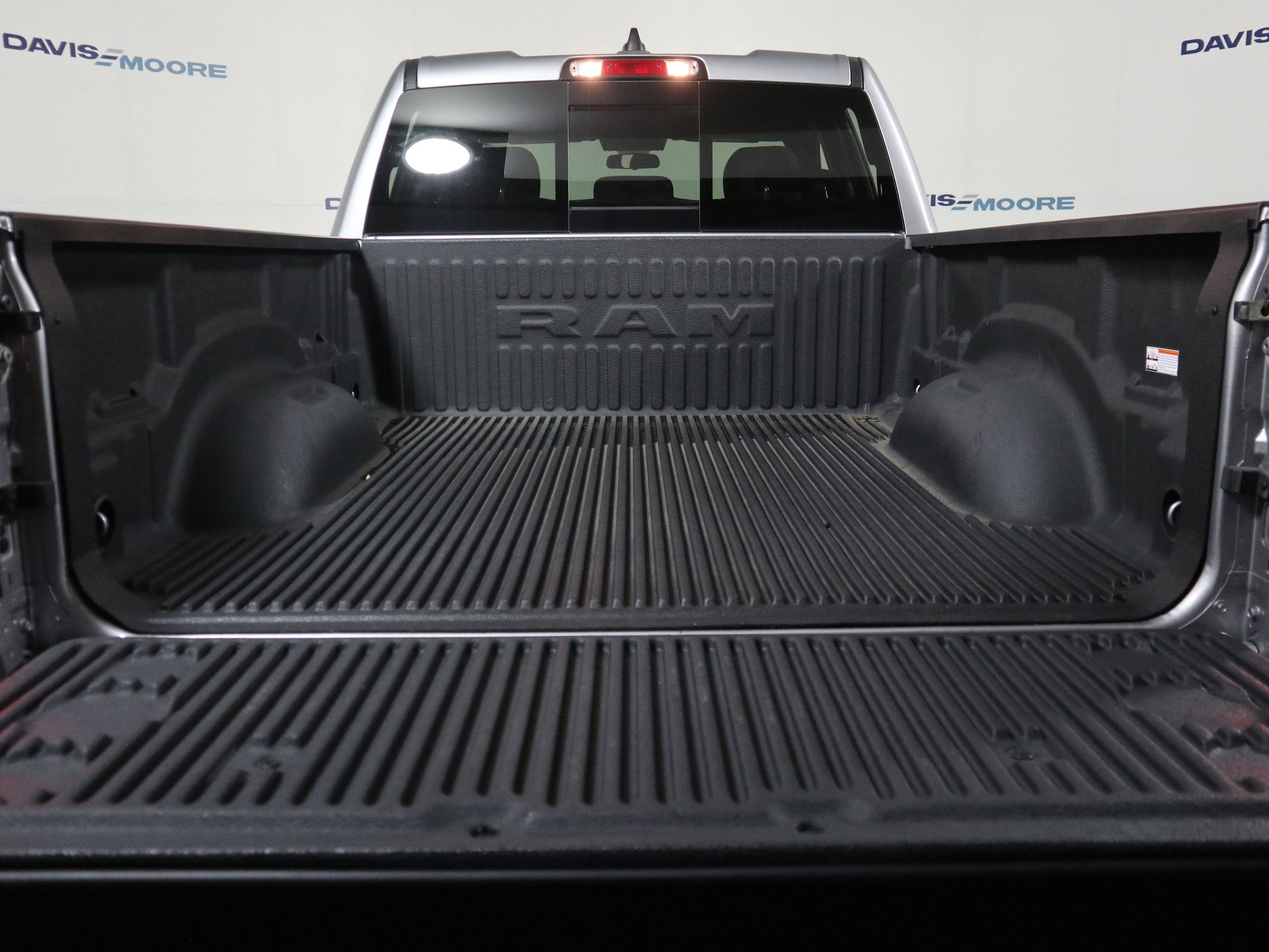 Used 2024 RAM 1500 Tradesman w/ Night Edition image 8