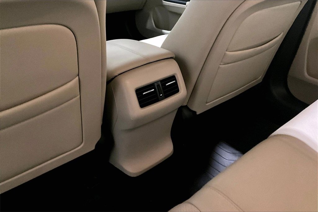 Used 2014 Honda Accord Touring image 10