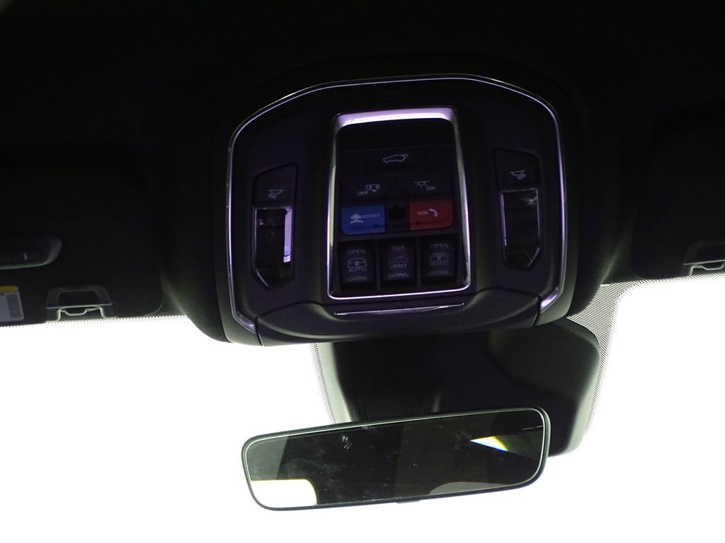 New 2025 Jeep Grand Cherokee L Limited image 33