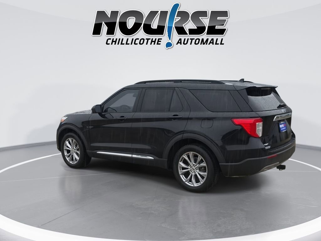 Used 2020 Ford Explorer XLT w/ Equipment Group 202A AWD/4WD image 6
