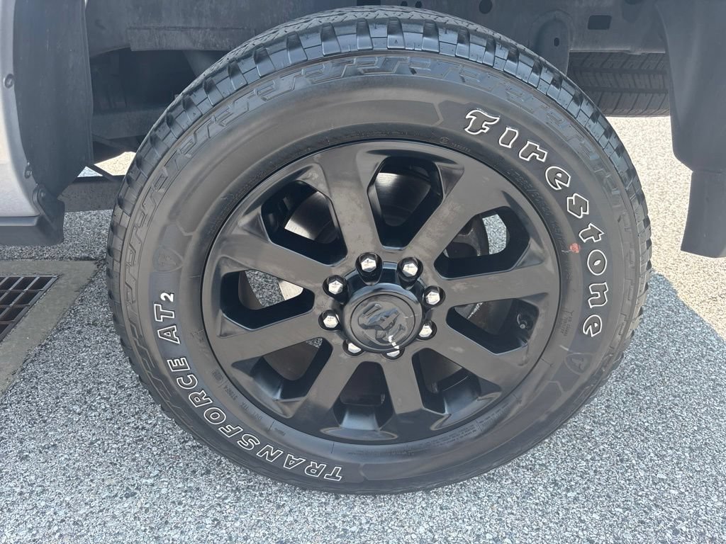 Used 2024 RAM 2500 Big Horn w/ Night Edition AWD/4WD image 9