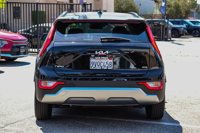 Certified 2025 Kia Niro EX FWD image 9
