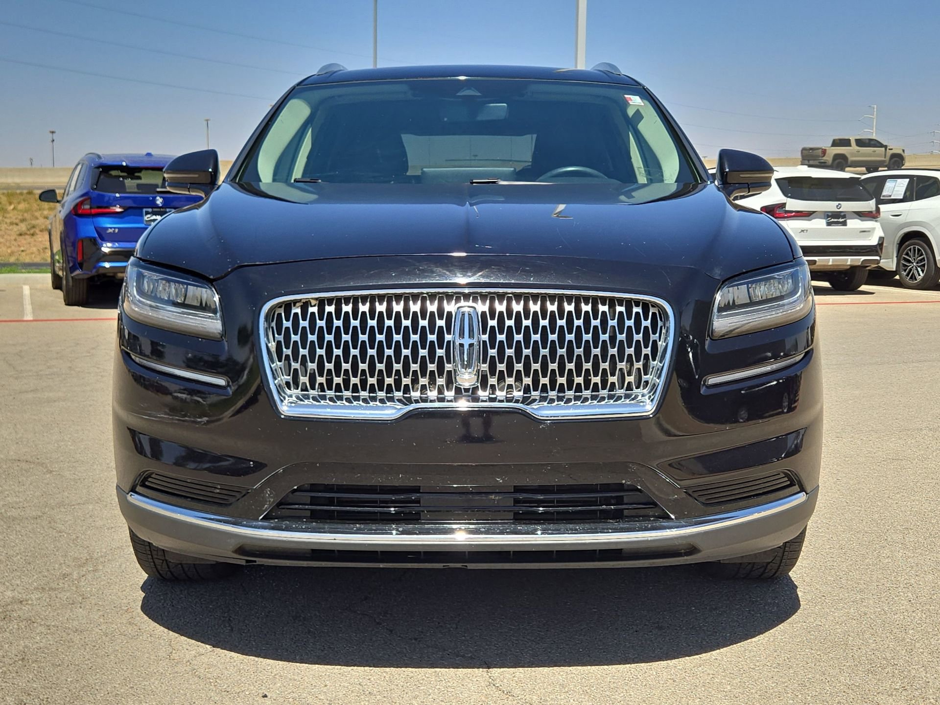 Used 2022 Lincoln Nautilus FWD w/ Premium Package image 10