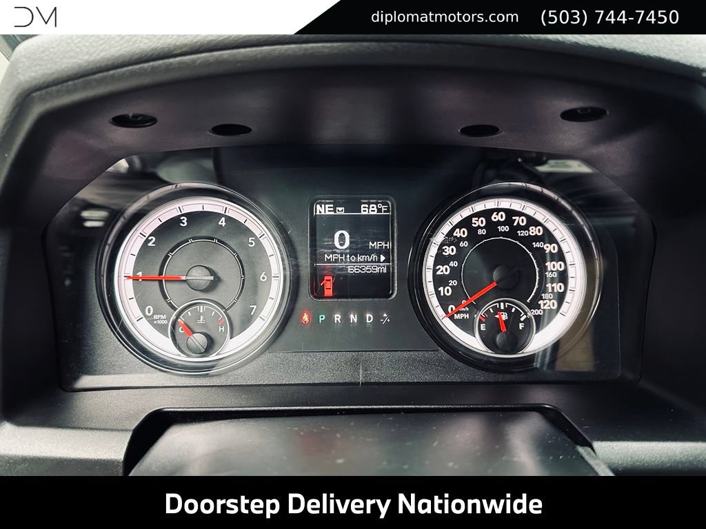 Used 2019 RAM 1500 ST w/ SXT Plus Group AWD/4WD image 34