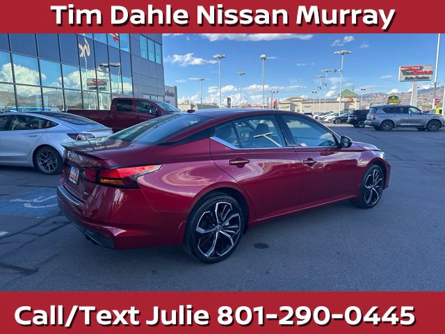 Used 2023 Nissan Altima 2.5 SR w/ SR Premium Package AWD/4WD image 12