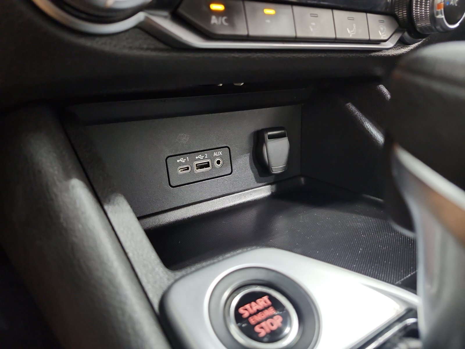 Used 2023 Nissan Sentra SV FWD image 18