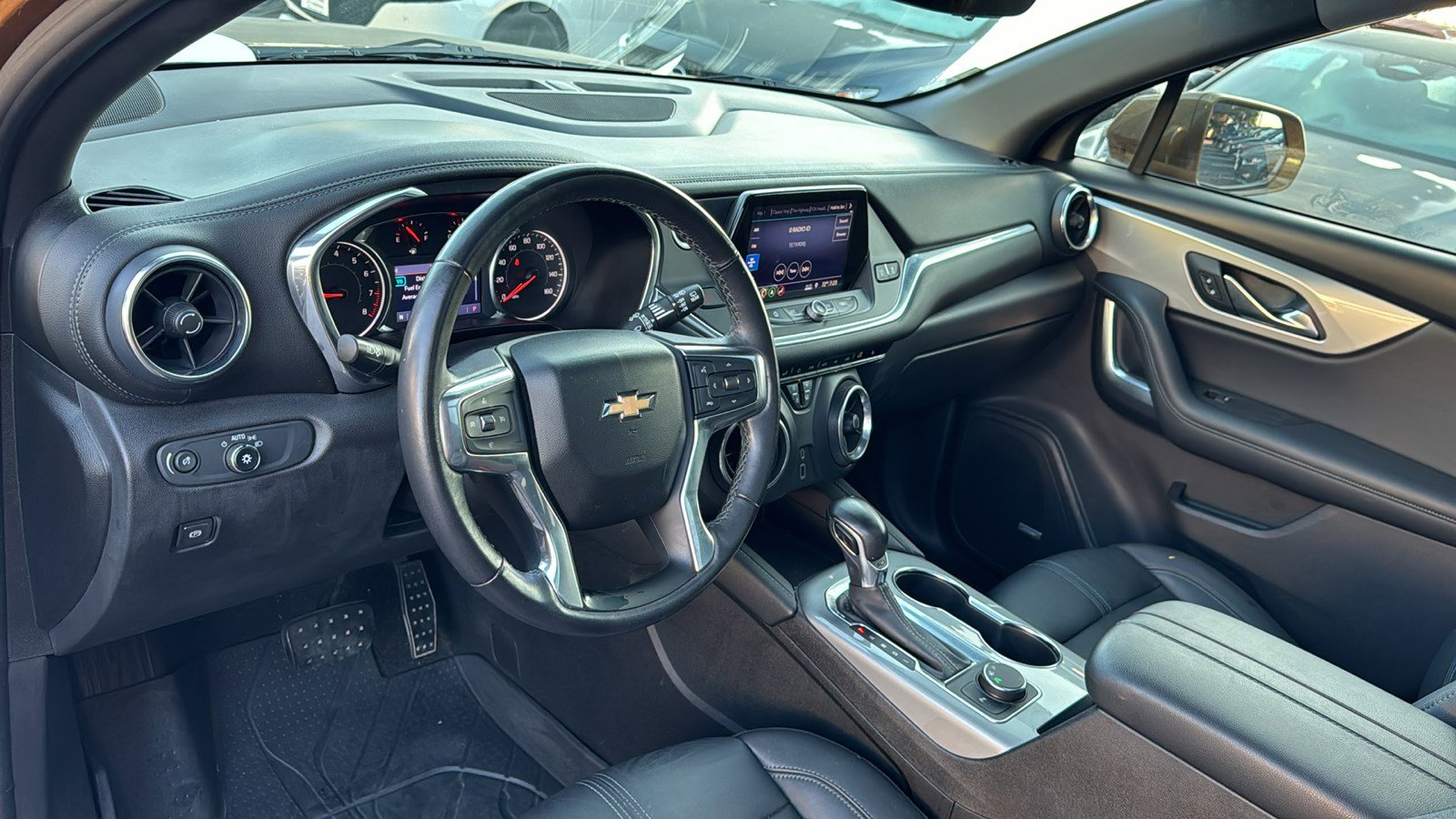 Used 2019 Chevrolet Blazer LT w/ Sun and Wheels Package FWD image 13