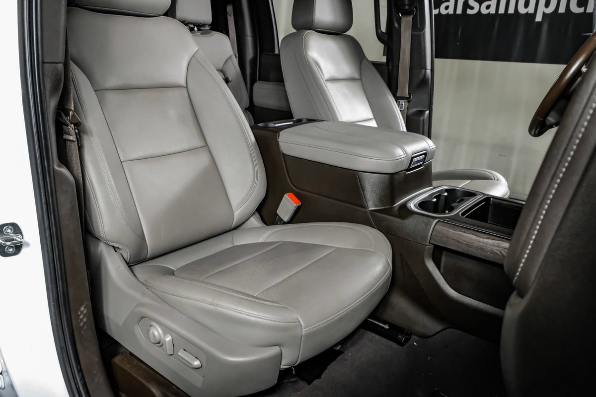 Used 2023 Chevrolet Silverado 3500 LTZ w/ LTZ Convenience Package AWD/4WD image 31