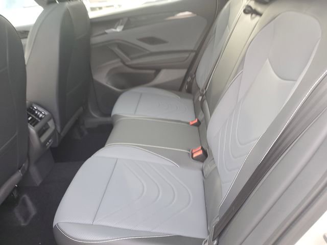 New 2026 Volkswagen Tiguan SE R-Line image 12