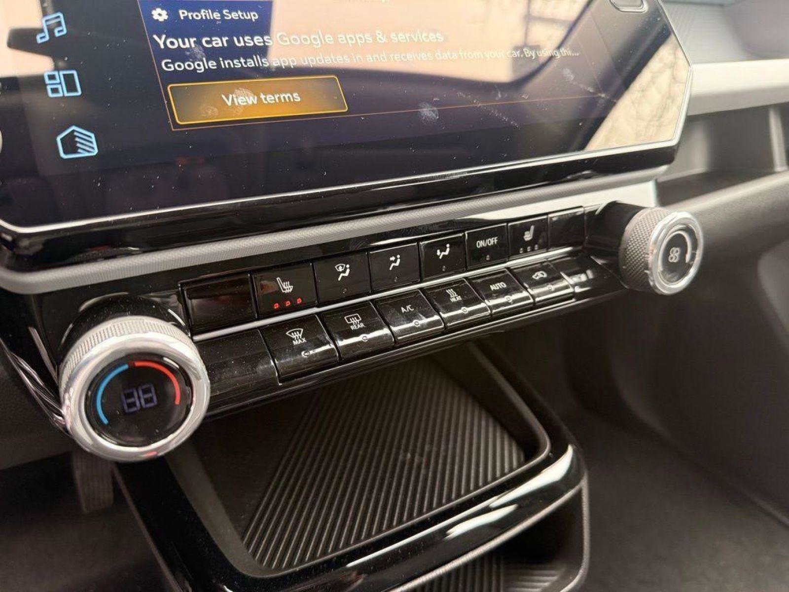 New 2027 Chevrolet Bolt LT w/ Comfort Package image 10