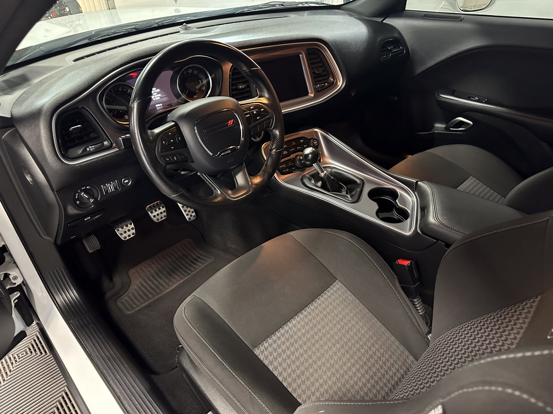 Used 2019 Dodge Challenger R/T Scat Pack image 23