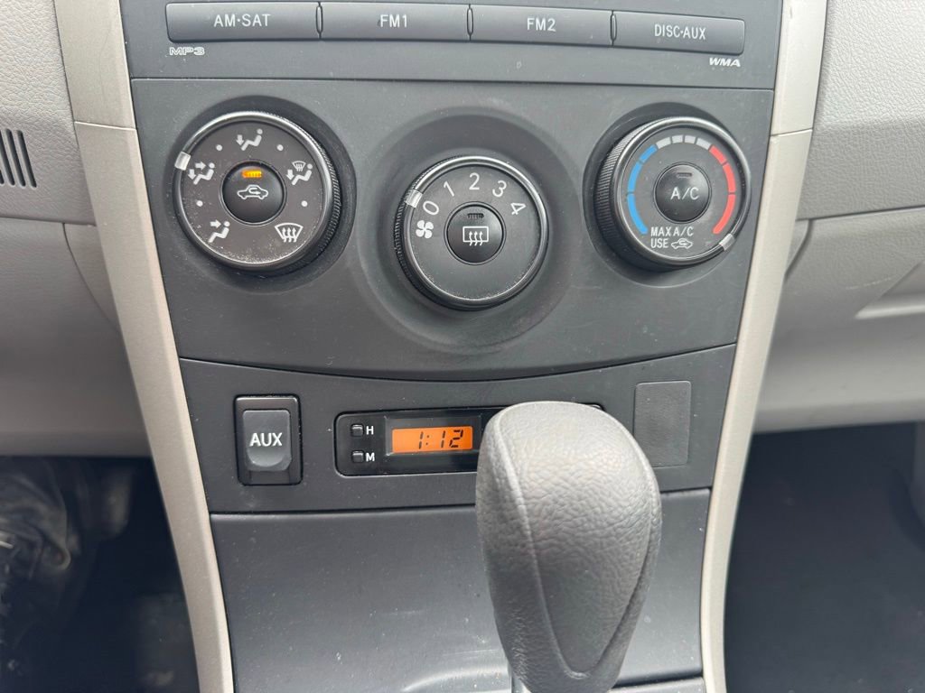 Used 2010 Toyota Corolla LE image 17