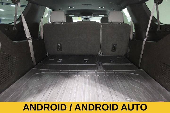 Used 2023 GMC Yukon XL SLT w/ SLT Luxury Package image 17