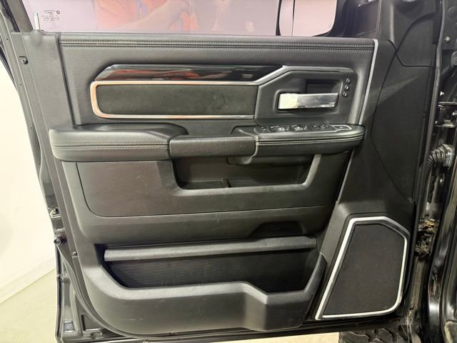 Used 2019 RAM 2500 Laramie AWD/4WD image 9
