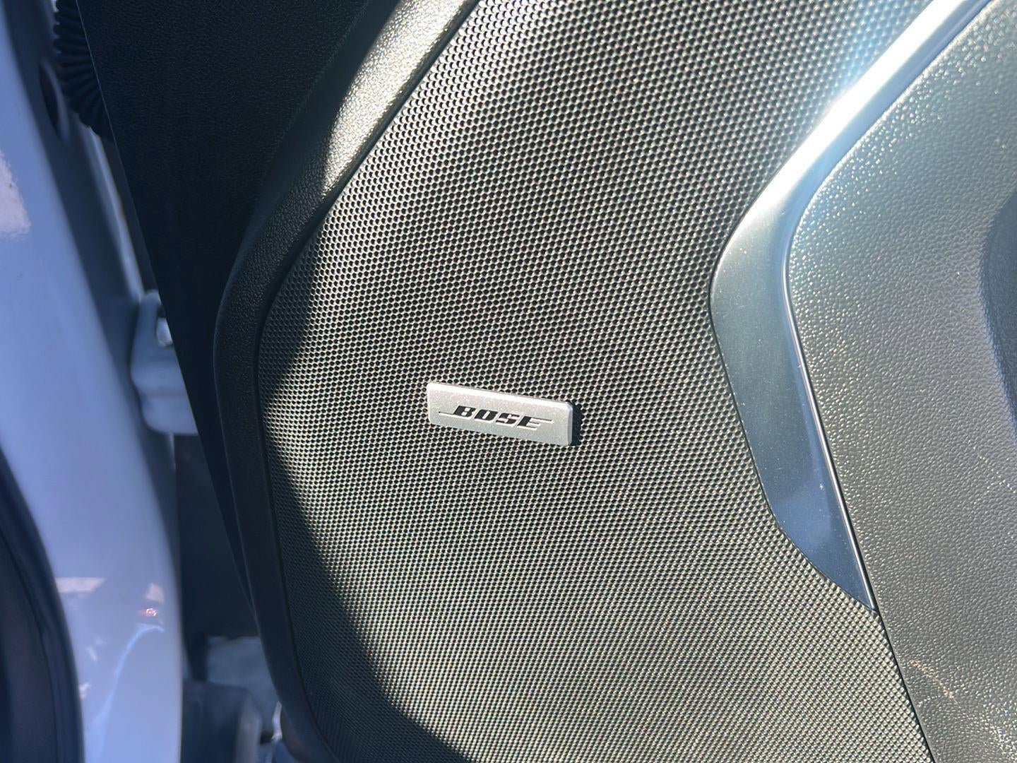 Used 2024 Chevrolet Suburban Premier image 22
