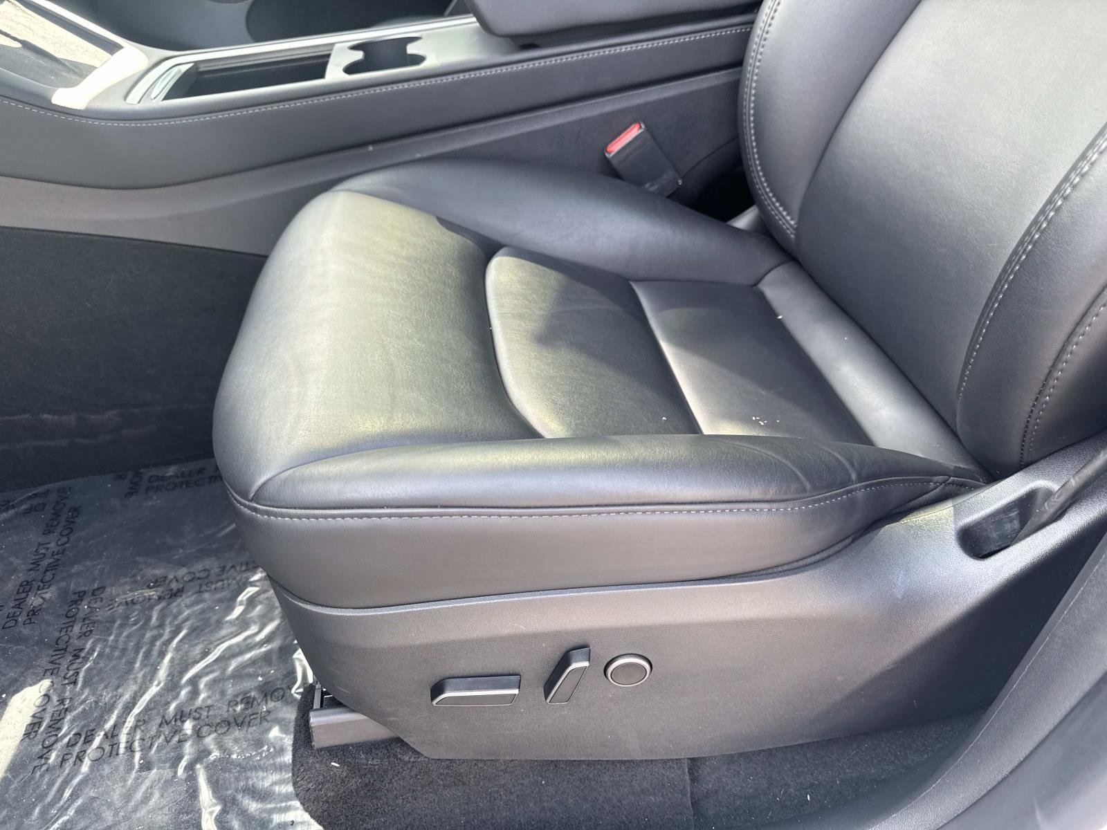 Used 2023 Tesla Model Y Performance AWD/4WD image 13