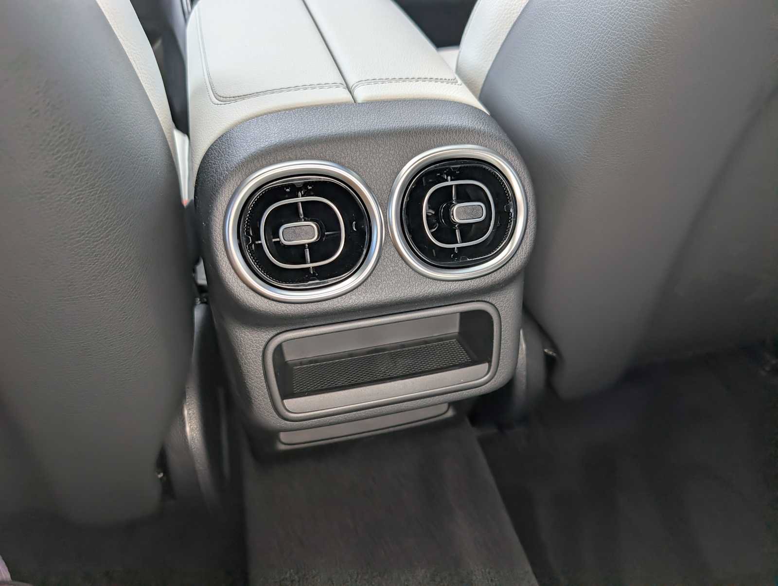 New 2027 Mercedes-Benz GLC 300 4MATIC image 14