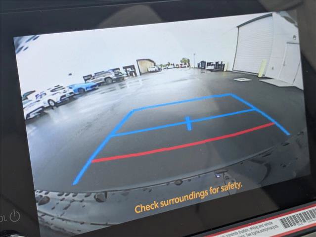 Used 2025 Toyota Prius XLE FWD image 11